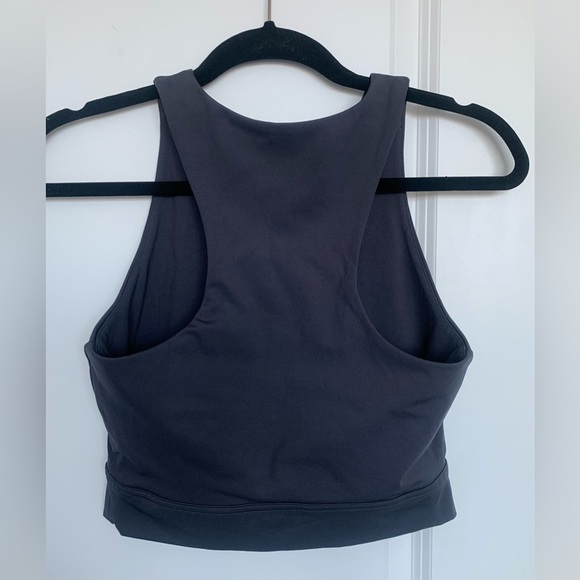 Black  Workout Top - Picture 3 of 3